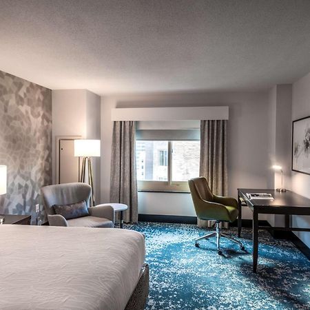 Hilton Garden Inn Bethesda Downtown Bagian luar foto